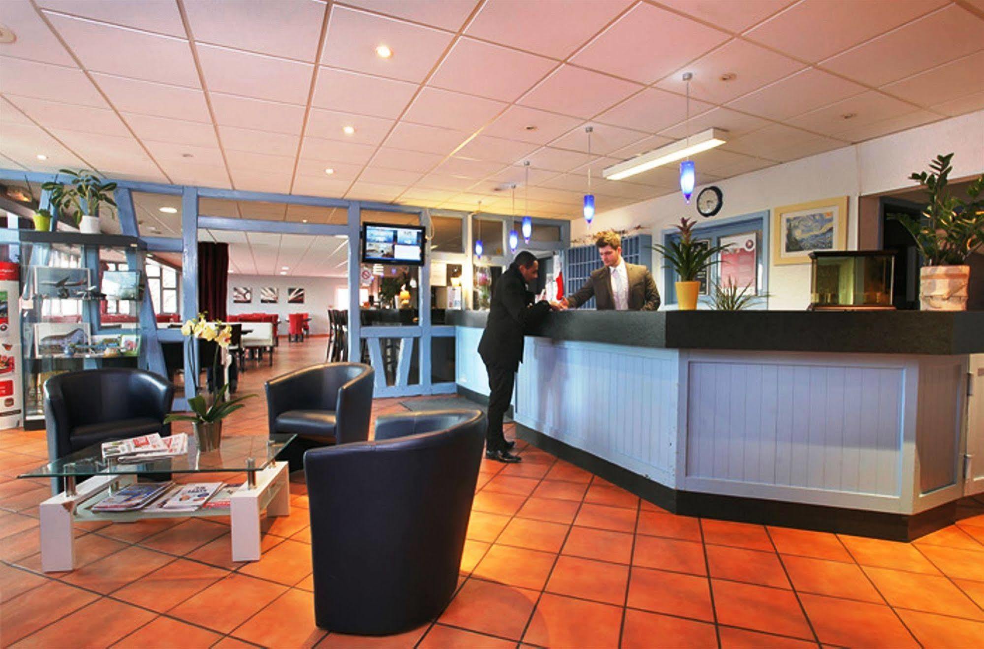Ibis Styles Bale-Mulhouse Aeroport Otel Blotzheim Dış mekan fotoğraf
